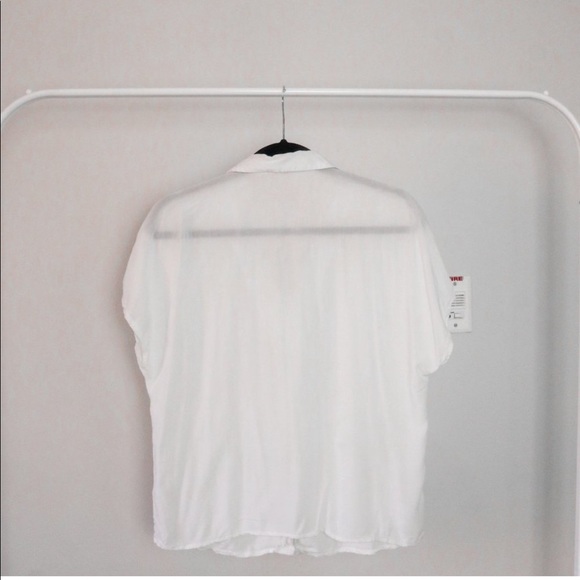 Dynamite White Cotton Button Up - Picture 2 of 4